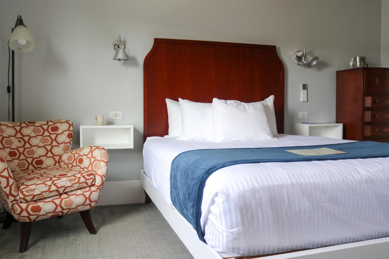 Emerson Inn By The Sea 락포트 외부 사진