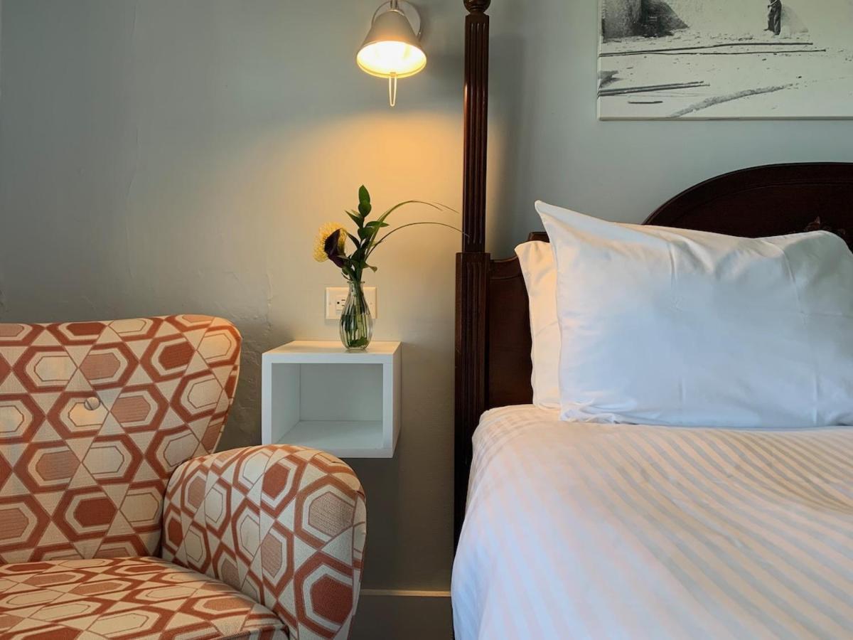 Emerson Inn By The Sea 락포트 외부 사진