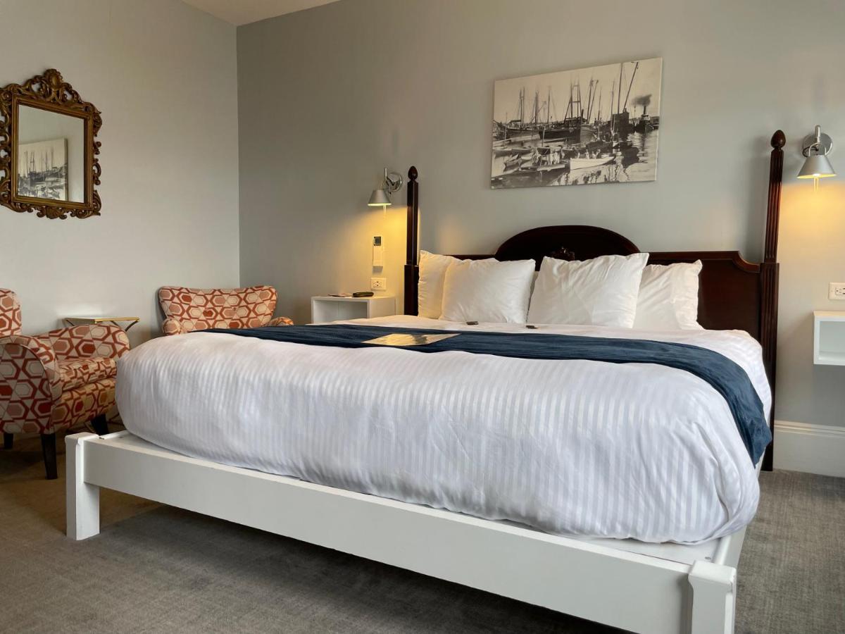 Emerson Inn By The Sea 락포트 외부 사진